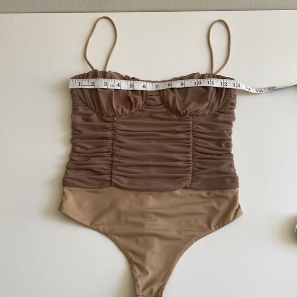 Albany Bodysuit in Taupe Brown Size XS - Picture 12 of 16